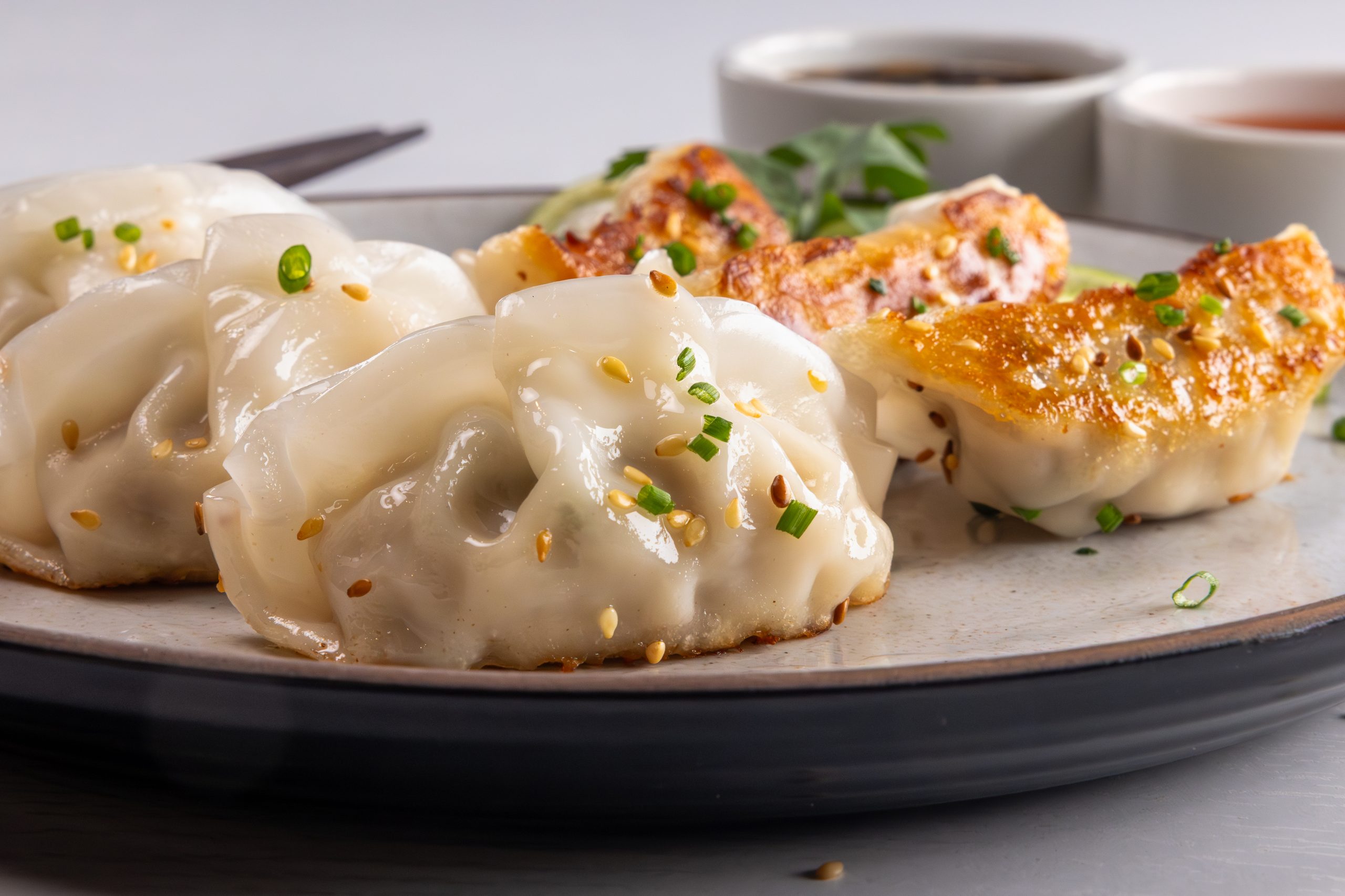 AJINOMOTO - Chicken & Vegetable Gyoza Dumplings - 20/12 ct Trays