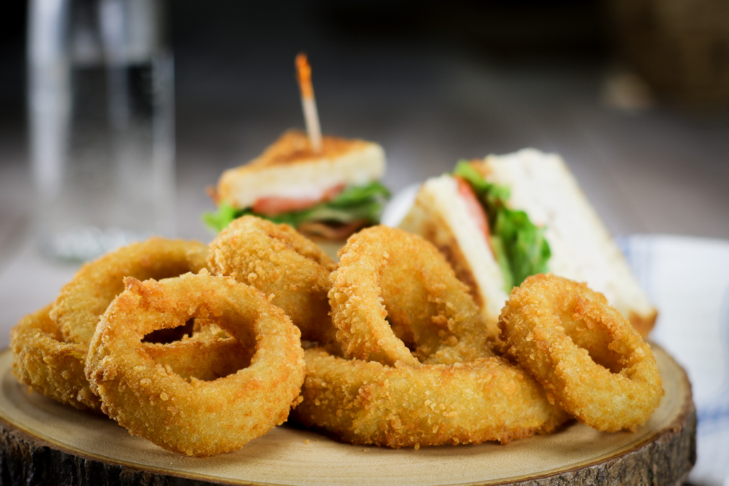 Intros - Breaded Gourmet Crumb Colossal Onion Ring 3/4in - 8/2 lb Box